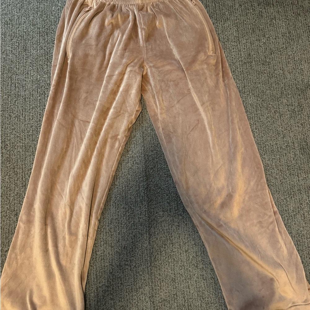 Skims teddy Velour Wide-Leg Lounge Pants - Taupe & crop hooded zip up - Picture 6 of 8